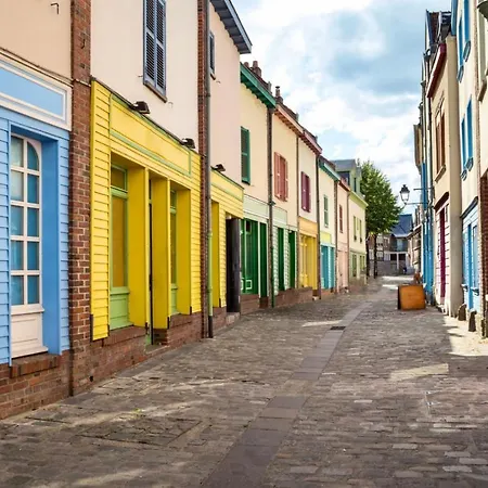 Soleil Levant - T2 Avec Terrasse Proche Gare Apartment