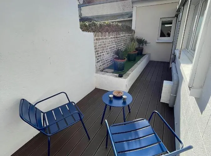 Soleil Levant - T2 Avec Terrasse Proche Gare Apartment *